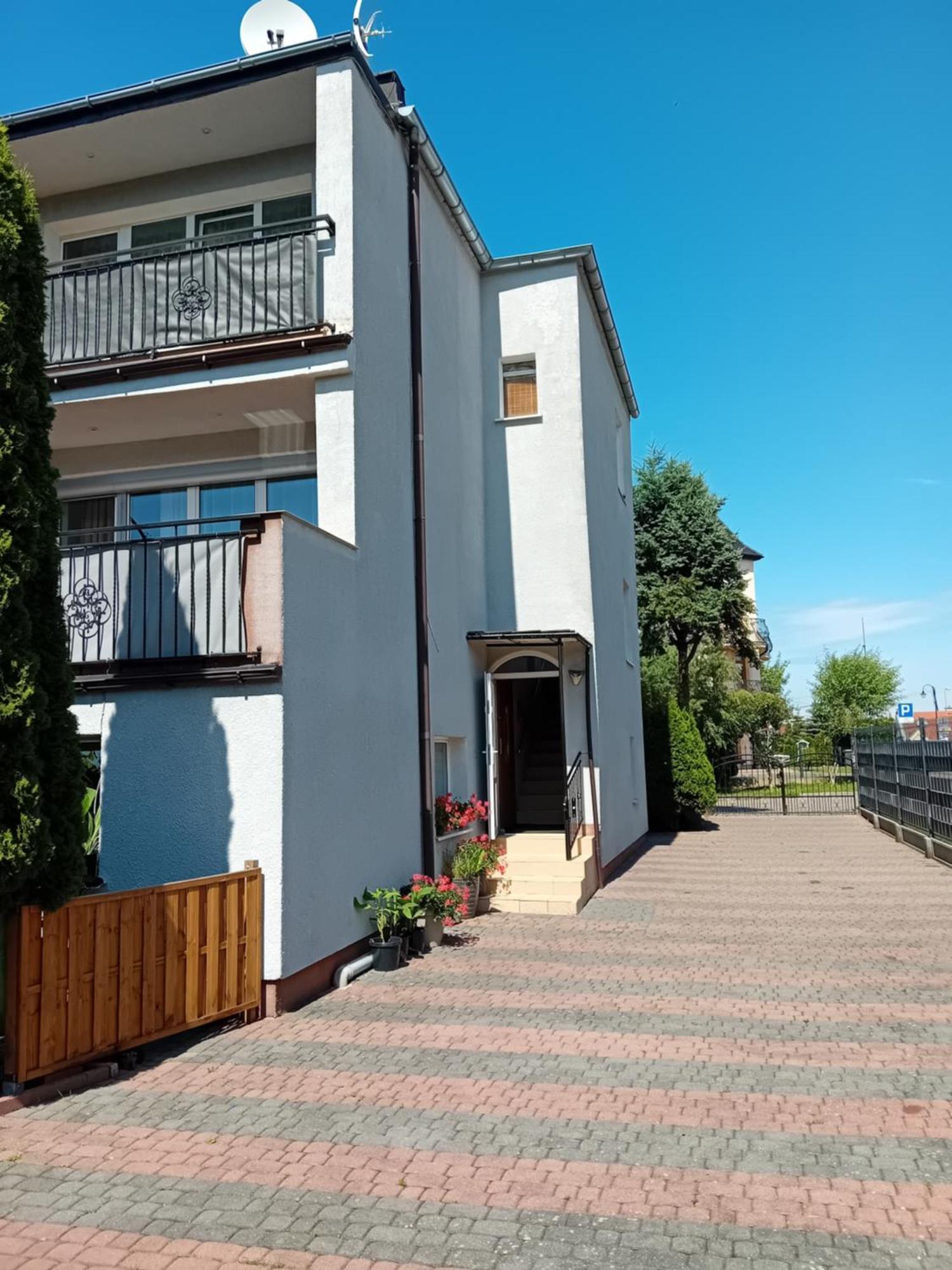 Apartamenty Eka Dom Goscinny 350M Do Plazy Реваль Экстерьер фото